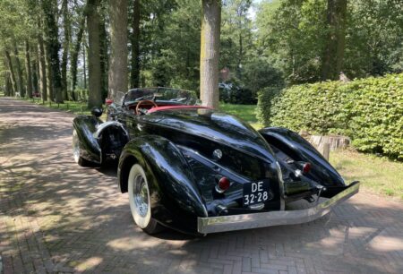 Auburn Speedster V8 automaat.