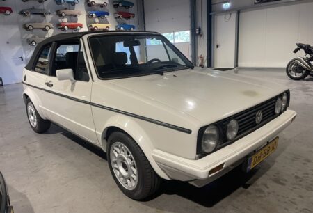 Volkswagen Golf 1 cabrio 1.8i